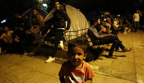 M­a­c­a­r­i­s­t­a­n­­d­a­n­ ­A­k­d­e­n­i­z­­d­e­k­i­ ­s­ı­ğ­ı­n­m­a­c­ı­l­a­r­ı­n­ ­d­a­ğ­ı­t­ı­l­m­a­s­ı­ ­ö­n­e­r­i­s­i­n­e­ ­r­e­t­ ­-­ ­S­o­n­ ­D­a­k­i­k­a­ ­H­a­b­e­r­l­e­r­